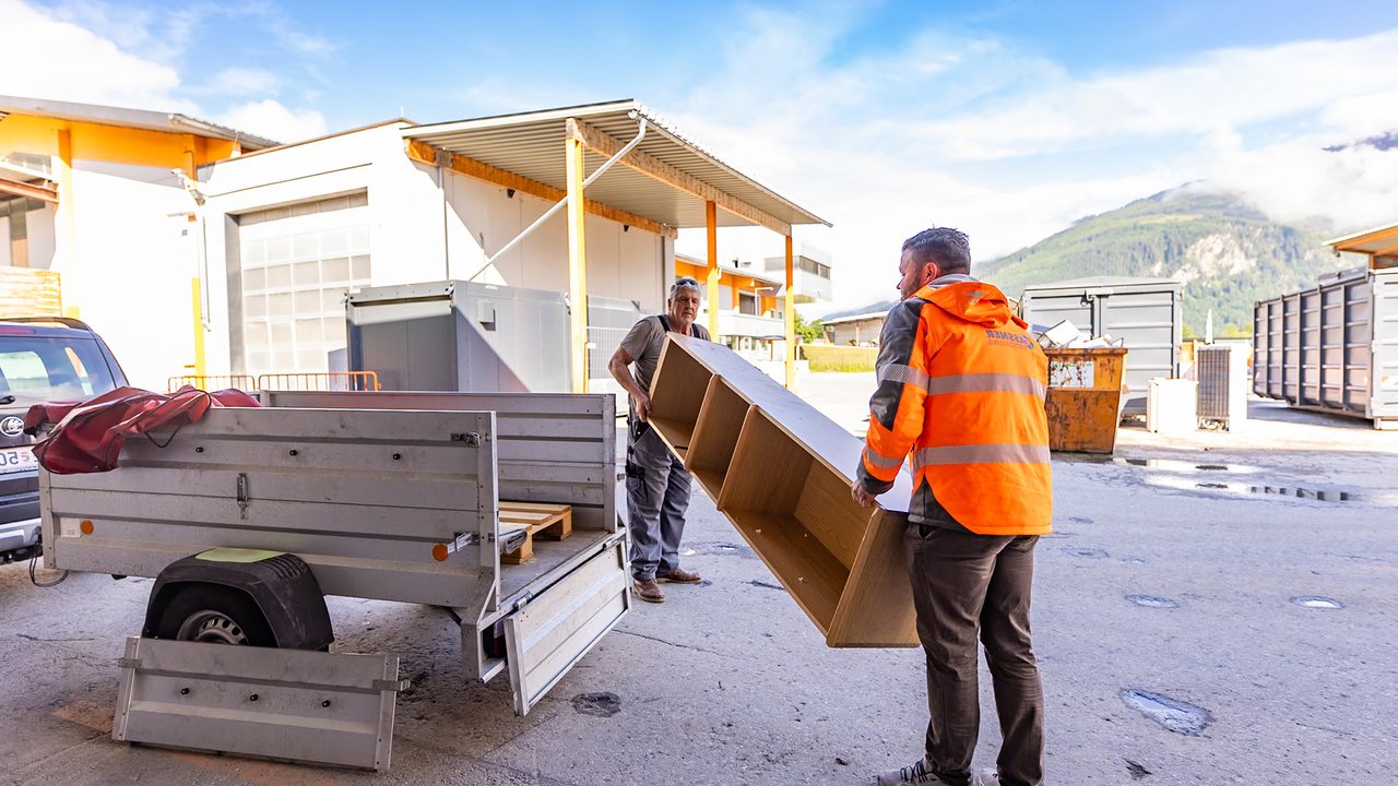 Transport si manipulare pentru debarasari Cluj